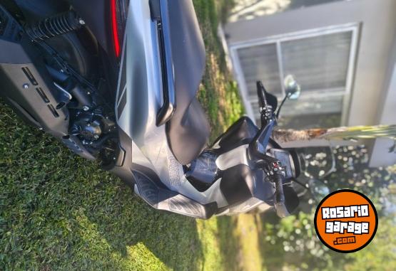Motos - Zontes ZT350E SCOOTER 2025 Nafta 4500Km - En Venta