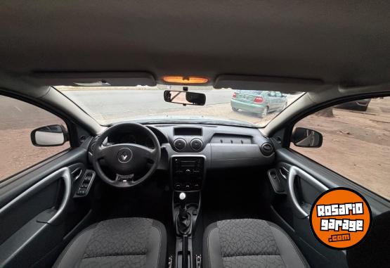 Autos - Renault Duster 2014 GNC 200000Km - En Venta