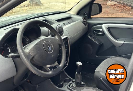 Autos - Renault Duster 2014 GNC 200000Km - En Venta
