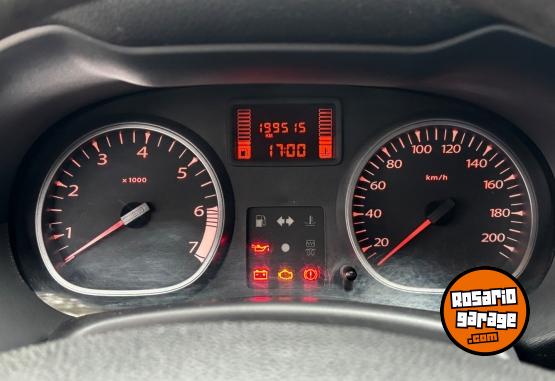Autos - Renault Duster 2014 GNC 200000Km - En Venta