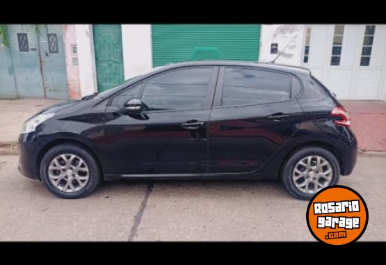 Autos - Peugeot 208 2016 Nafta 113000Km - En Venta
