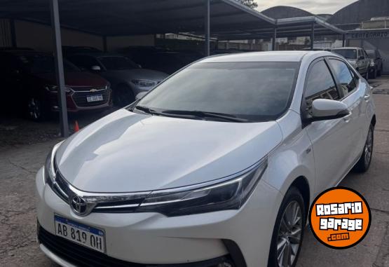 Autos - Toyota Corolla XEi 1.8 MT 2017 Nafta 85000Km - En Venta