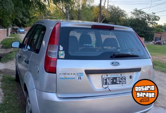 Autos - Ford Fiesta 2006 Nafta 222300Km - En Venta
