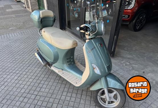 Motos - Corven Expert 150 cc milano 2025 Nafta 14000Km - En Venta