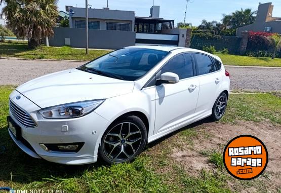 Autos - Ford Focus 2.0 Titanium AT 2017 Nafta 40000Km - En Venta