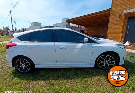 Autos - Ford Focus 2.0 Titanium AT 2017 Nafta 40000Km - En Venta