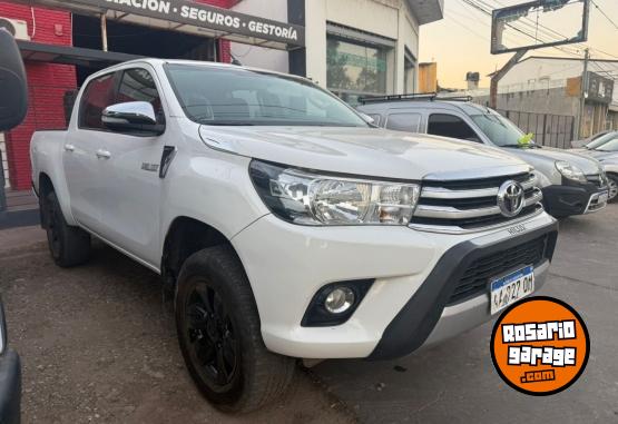 Camionetas - Toyota Hilux 2017 Diesel 114000Km - En Venta