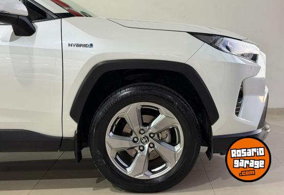 Camionetas - Toyota Rav4 Limited Hybrid AWD 2021 Electrico / Hibrido 49000Km - En Venta