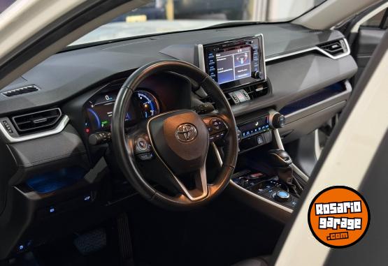 Camionetas - Toyota Rav4 Limited Hybrid AWD 2021 Electrico / Hibrido 49000Km - En Venta