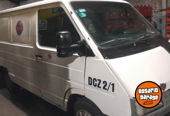 Utilitarios - Renault 1997 furgon 1997 GNC 200000Km - En Venta