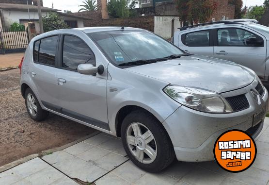 Autos - Renault Sandero 2008 Nafta 124000Km - En Venta