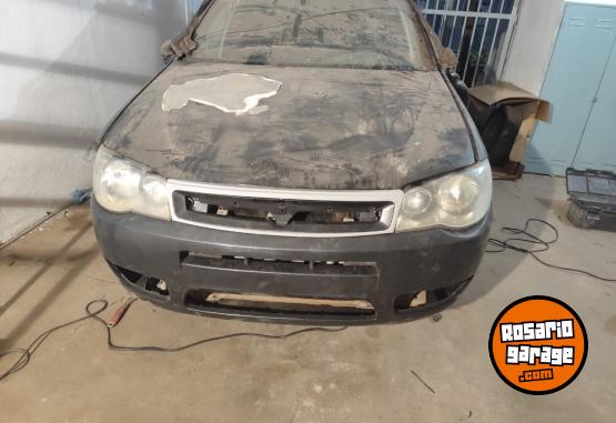 Autos - Fiat Siena Fire 2004 GNC 500000Km - En Venta