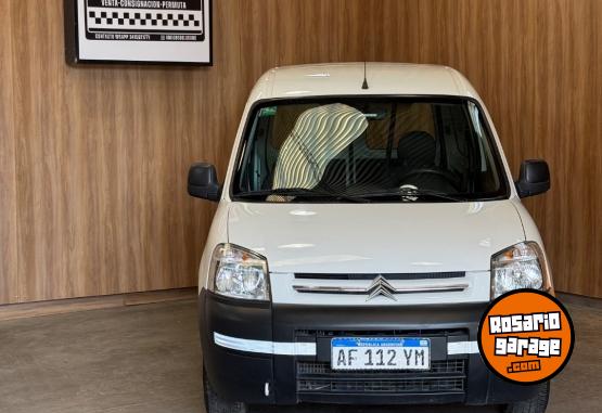 Utilitarios - Citroen Berlingo 2022 Diesel 65000Km - En Venta