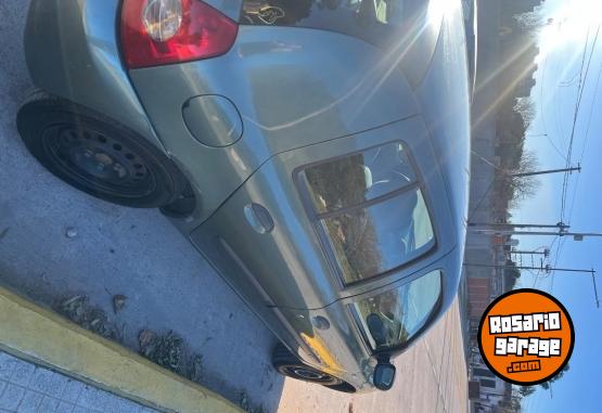 Autos - Renault Clio pack 1.2 2006 Nafta 197000Km - En Venta