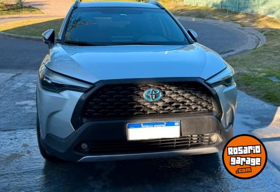 Autos - Toyota Corolla Cross Híbrida xei 2021 Electrico / Hibrido 108000Km - En Venta
