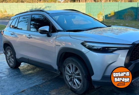 Autos - Toyota Corolla Cross Híbrida xei 2021 Electrico / Hibrido 108000Km - En Venta