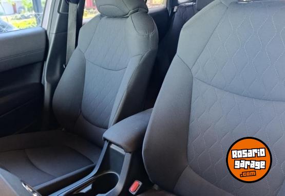 Autos - Toyota Corolla Cross Híbrida xei 2021 Electrico / Hibrido 108000Km - En Venta