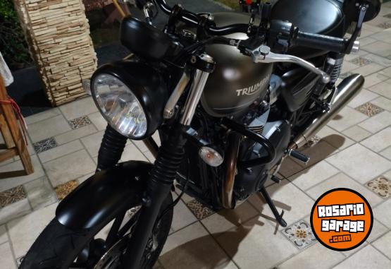 Motos - Triumph Srteet Twin 900 2022 Nafta 40000Km - En Venta