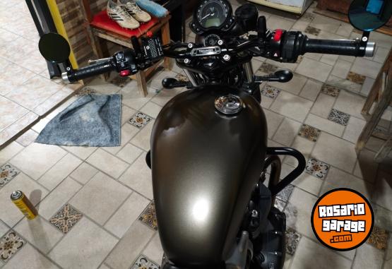 Motos - Triumph Srteet Twin 900 2022 Nafta 40000Km - En Venta