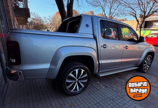 Camionetas - Volkswagen Amarok V6 Extreme 2023 Diesel 58000Km - En Venta