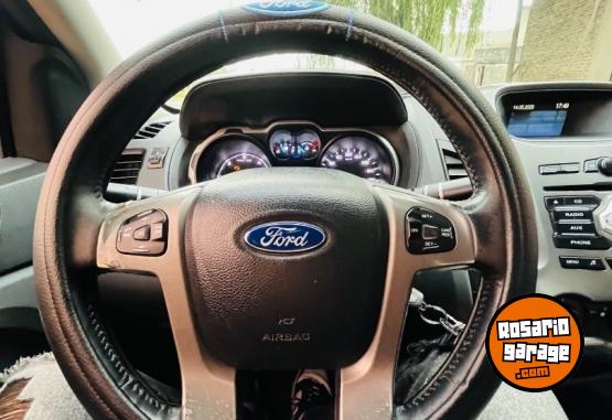 Camionetas - Ford Ranger 2013 Diesel 180000Km - En Venta