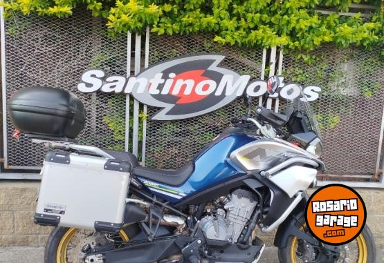 Motos - CF MT 800 TOURING 2023 Nafta 31803Km - En Venta
