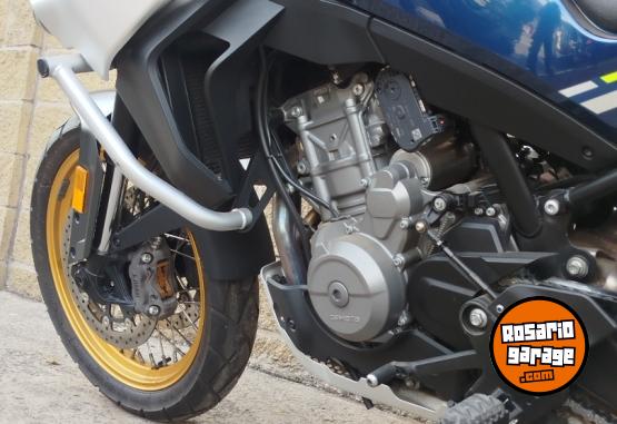 Motos - CF MT 800 TOURING 2023 Nafta 31803Km - En Venta