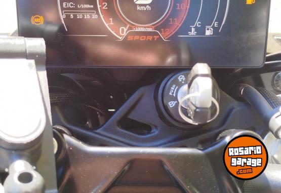 Motos - CF NK 650 2025 Nafta 2467Km - En Venta