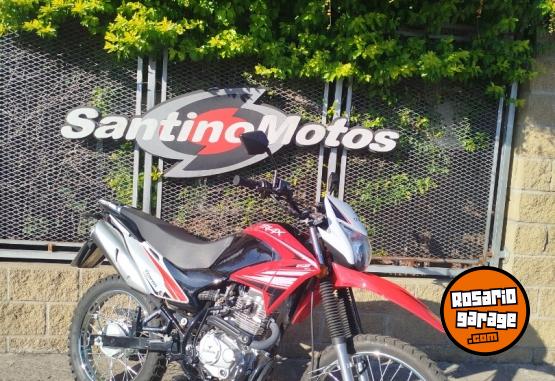Motos - Corven TRIAX R3 2025 Nafta 4682Km - En Venta