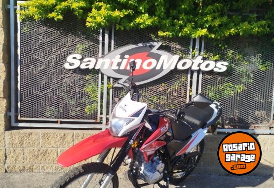 Motos - Corven TRIAX R3 2025 Nafta 4682Km - En Venta