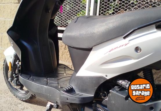 Motos - Kymco AGILITY 125 2023 Nafta 18103Km - En Venta