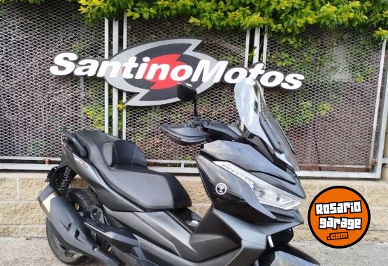 Motos - Voge SR4 MAX 350 2024 Nafta 8467Km - En Venta