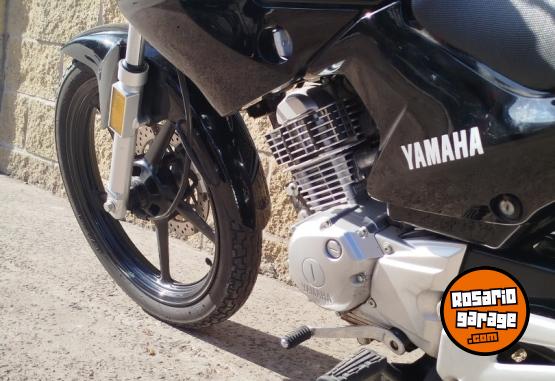 Motos - Yamaha YBR 125 2023 Nafta 11900Km - En Venta