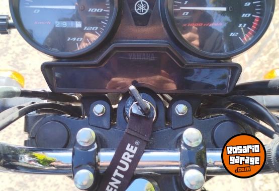 Motos - Yamaha YBR 125 2023 Nafta 11900Km - En Venta
