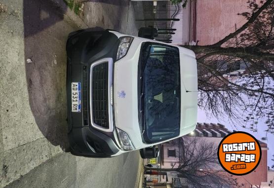 Utilitarios - Peugeot Boxer 2.2 Hdi 435lh 2019 Diesel 350000Km - En Venta