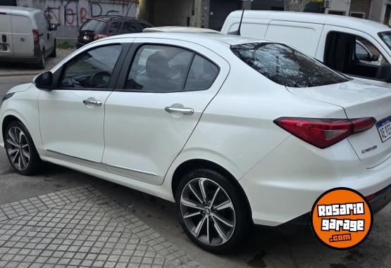 Autos - Fiat Cronos 2021 GNC 75000Km - En Venta