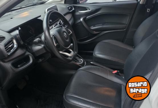Autos - Fiat Cronos 2021 GNC 75000Km - En Venta
