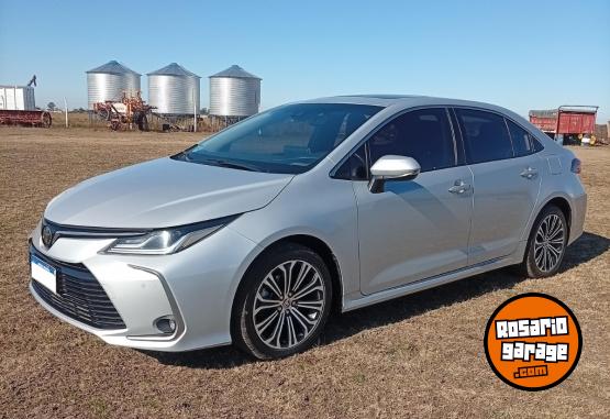 Autos - Toyota Corolla SEG CVT 2023 Nafta 106000Km - En Venta