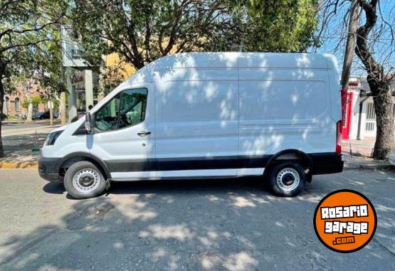 Utilitarios - Ford TRANSIT 2.2 TDI FURGON L. 2022 Diesel 135000Km - En Venta