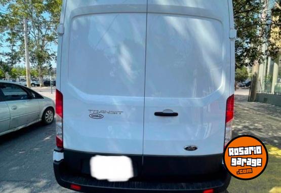 Utilitarios - Ford TRANSIT 2.2 TDI FURGON L. 2022 Diesel 135000Km - En Venta