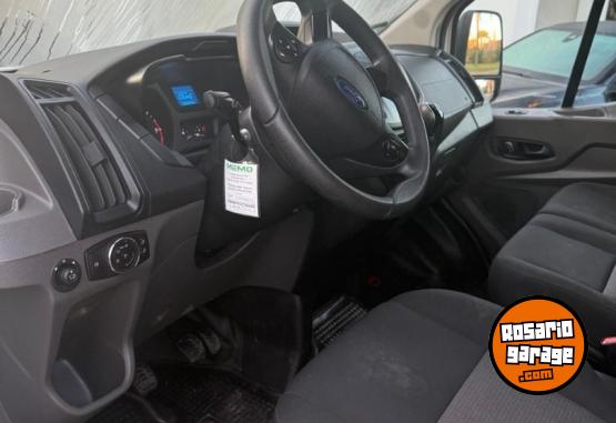Utilitarios - Ford TRANSIT 2.2 TDI FURGON L. 2022 Diesel 135000Km - En Venta