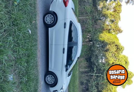 Autos - Ford Ka S+ 2019 Nafta 99000Km - En Venta