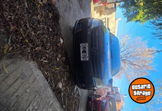 Autos - Volkswagen Gold trend 2011 Nafta 104390Km - En Venta