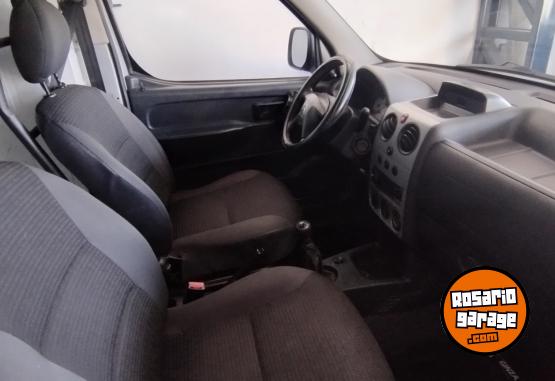 Utilitarios - Citroen BERLINGO 1.6 HDI 1 PCL 2015 Diesel 210000Km - En Venta