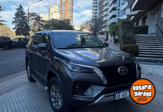 Camionetas - Toyota SW4 4x4 SRX 2.8 TDI 6 AT 2021 Diesel 110000Km - En Venta