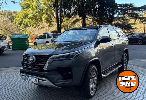 Camionetas - Toyota SW4 4x4 SRX 2.8 TDI 6 AT 2021 Diesel 110000Km - En Venta