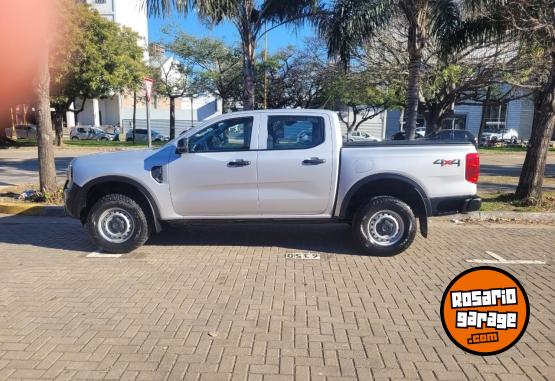 Camionetas - Ford 2023 linea nueva 2023 Diesel 42000Km - En Venta