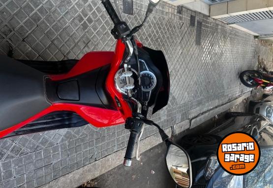 Motos - Honda Pcx 2018 Nafta 30700Km - En Venta