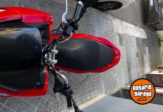 Motos - Honda Pcx 2018 Nafta 30700Km - En Venta