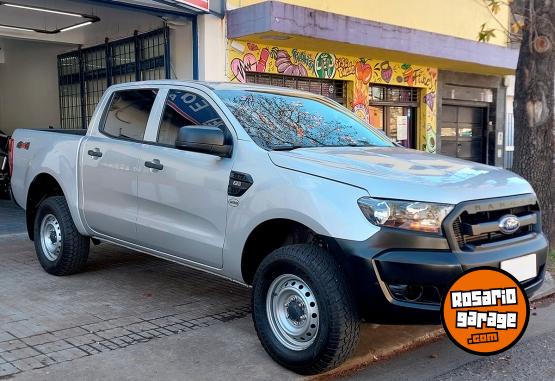 Camionetas - Ford Ranger 4x4 XL 2,2 2023 Diesel 22000Km - En Venta